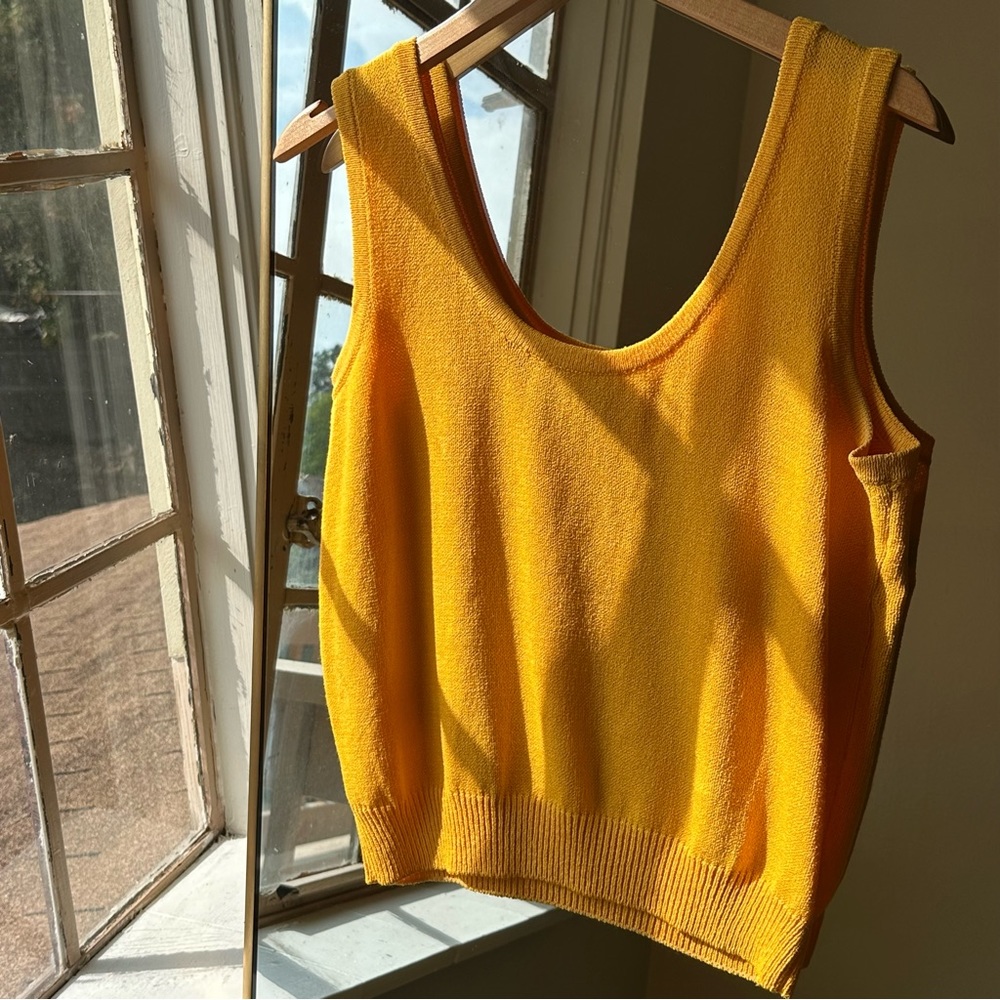 St. John knit top